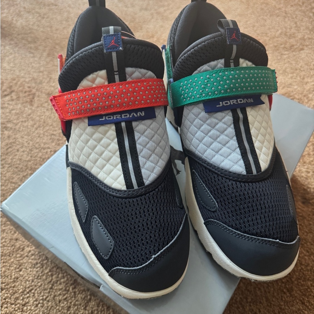 Jordan Women’s Trunner LX RA ‘Rare Air’ Athletic Shoes